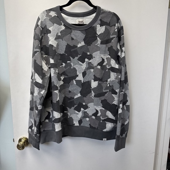 Lands' End Other - Blake‎ Shelton x Lands End Camo Crew Neck Sweatshirt Size XL